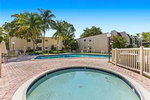 301 N Pine Island Rd, Plantation, FL 33324 - Photo 25