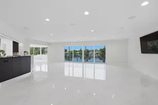 877 NE 195th St, Miami, FL 33179 - Photo 3