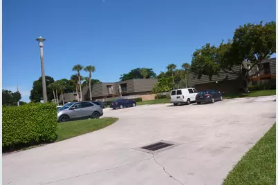 3203 32nd Way, West Palm Beach, FL 33407 - Photo 1