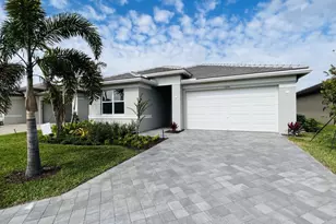 11664 SW River Crossing Pl, Port Saint Lucie, FL 34987 - Photo 1