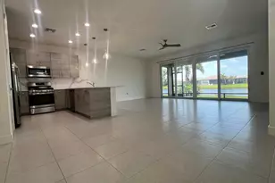 11664 SW River Crossing Pl, Port Saint Lucie, FL 34987 - Photo 5