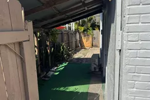 1311 NE 42nd St, Pompano Beach, FL 33064 - Photo 15