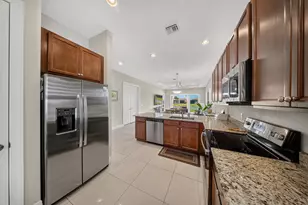 25037 SW Alberti Wy, Port Saint Lucie, FL 34986 - Photo 7