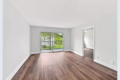 1400 SW 124th Terrace #202Q, Pembroke Pines, FL 33027 - Photo 17