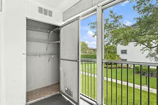 1400 SW 124th Terrace, Pembroke Pines, FL 33027 - Photo 23