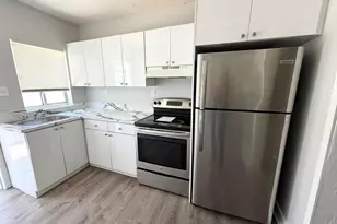 614 NE 3rd St, Hallandale Beach, FL 33009 - Photo 3
