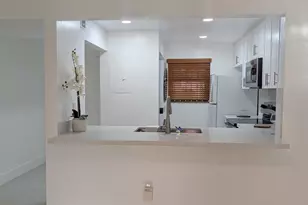 10317 NW 9th St Circle, Miami, FL 33172 - Photo 7