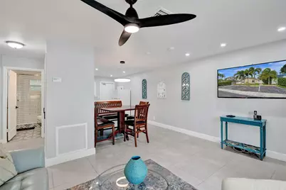 901 SE 14th Court #1, Fort Lauderdale, FL 33316 - Photo 1