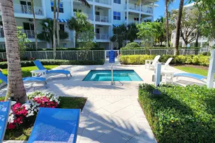 542 Bay Colony Dr N, Juno Beach, FL 33408 - Photo 17