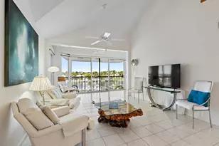 542 Bay Colony Dr N, Juno Beach, FL 33408 - Photo 9