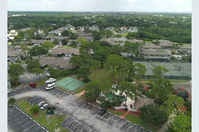 646 Centre SW #102, Vero Beach, FL 32962 - Photo 37