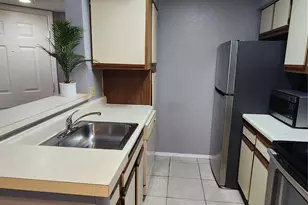 2866 S University Dr, Davie, FL 33328 - Photo 5