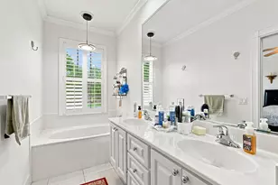 337 Salinas Dr, Palm Beach Gardens, FL 33410 - Photo 17