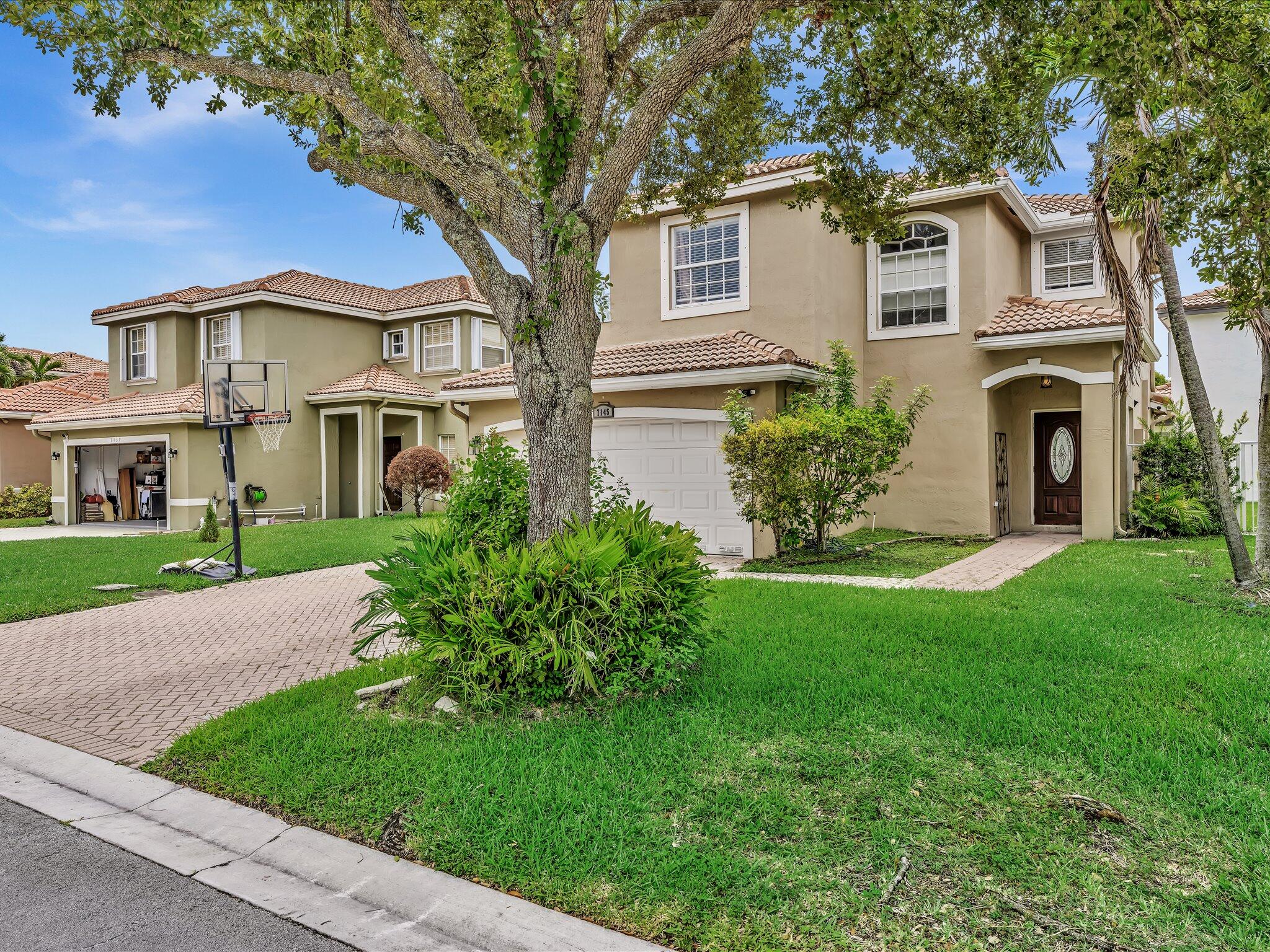 7145 Crescent Creek Pl - 7145 Crescent Creek Pl, Coconut Creek, FL 33073 Luxury Property | Jose Angel Pina