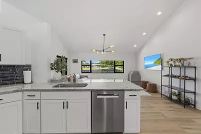 546 NW 105th Drive, Coral Springs, FL 33071 - Photo 11