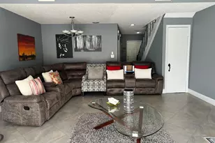 12737 Westhampton Cir, Wellington, FL 33414 - Photo 3