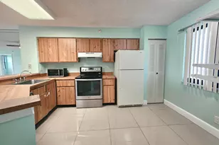 2112 S Cypress Bend Dr, Pompano Beach, FL 33069 - Photo 1