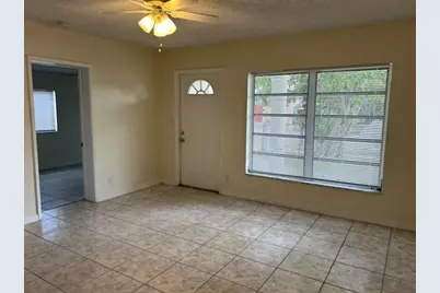 2911 NW 7th Street, Pompano Beach, FL 33069 - Photo 11