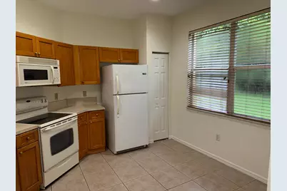 601 SW Indian Key Drive, Port Saint Lucie, FL 34986 - Photo 7