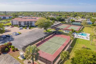 5 High Point Cir W, Naples, FL 34103 - Photo 15