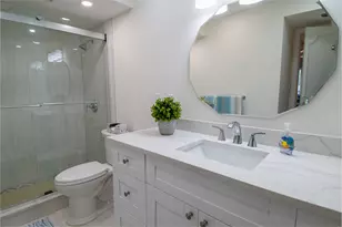5 High Point Cir W, Naples, FL 34103 - Photo 9