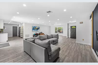 1226 SE 14th Street, Deerfield Beach, FL 33441 - Photo 9