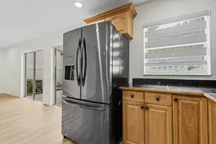 9825 NW 2nd Ct, Plantation, FL 33324 - Photo 11