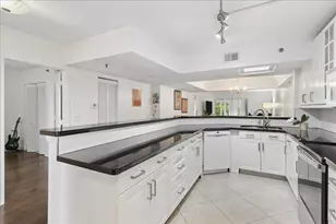 23344 Carolwood Ln, Boca Raton, FL 33428 - Photo 7