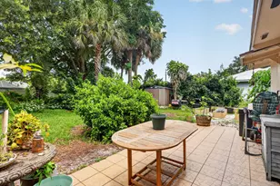 902 SE Ocean Ave, Stuart, FL 34996 - Photo 39
