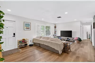 902 SE Ocean Avenue, Stuart, FL 34996 - Photo 9