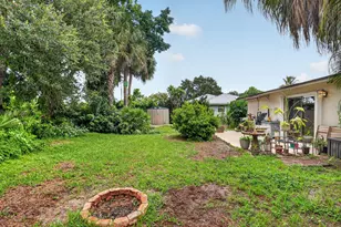 902 SE Ocean Ave, Stuart, FL 34996 - Photo 43