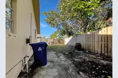 9321 NW 35th Manor, Sunrise, FL 33351 - Photo 25