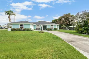 2961 SE Lander Ave, Port Saint Lucie, FL 34952 - Photo 1