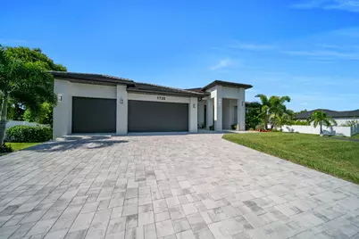 1735 SW 51st Terrace, Cape Coral, FL 33914 - Photo 3