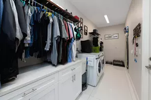 314 NE Surfside Ave, Port Saint Lucie, FL 34983 - Photo 27