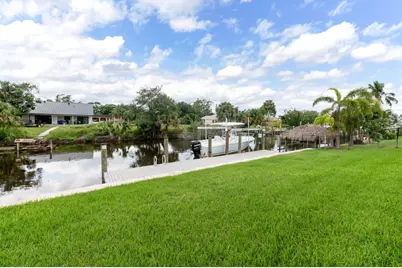 314 NE Surfside Avenue, Port Saint Lucie, FL 34983 - Photo 39