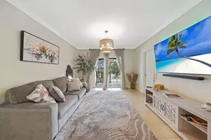 231 SW 116th Ave, Pembroke Pines, FL 33025 - Photo 3