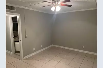 400 Village Green Circle W #202, Palm Springs, FL 33461 - Photo 3