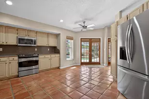 5333 N Springs Way, Coral Springs, FL 33076 - Photo 9