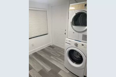 2200 NW 22nd Street #2, Fort Lauderdale, FL 33311 - Photo 7