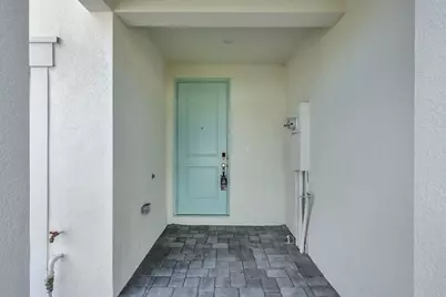 5694 SE Edgewater Circle, Stuart, FL 34997 - Photo 3