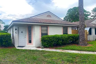 2819 Stoneway Ln, Fort Pierce, FL 34982 - Photo 1