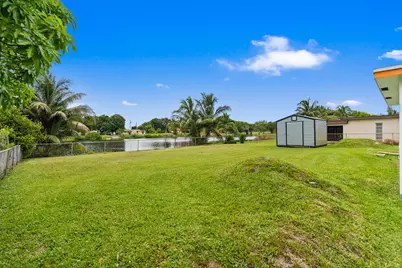 2780 NW 26th Avenue, Oakland Park, FL 33311 - Photo 29