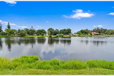 2780 NW 26th Avenue, Oakland Park, FL 33311 - Photo 25