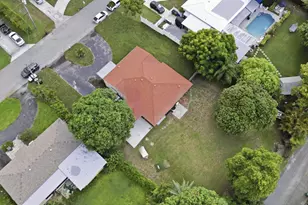 1900 Carissa Rd, Lake Clarke Shores, FL 33406 - Photo 23