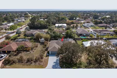 242 SE Duval Avenue SE, Port Saint Lucie, FL 34983 - Photo 7
