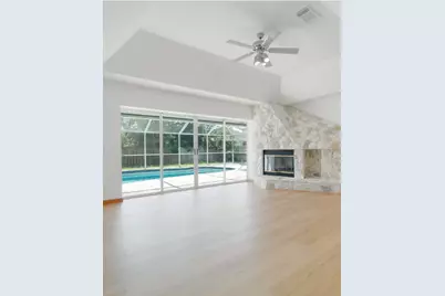 242 SE Duval Avenue SE, Port Saint Lucie, FL 34983 - Photo 5