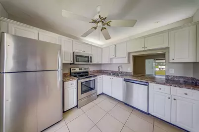 546 Covered Bridge Boulevard #A, Lake Worth, FL 33467 - Photo 9