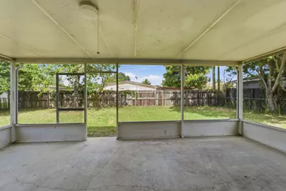 3100 SW 33rd Avenue, West Park, FL 33023 - Photo 19