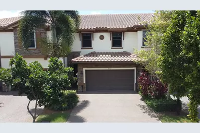 807 E Village Circle, Davie, FL 33325 - Photo 1